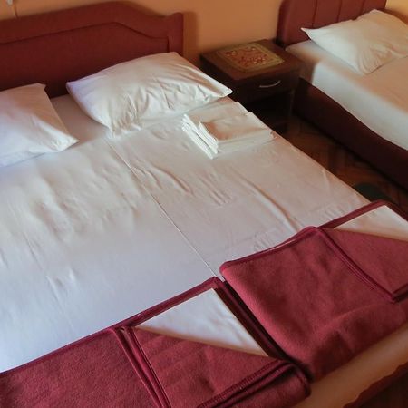 Hotel Oaza Petrovac Exteriér fotografie