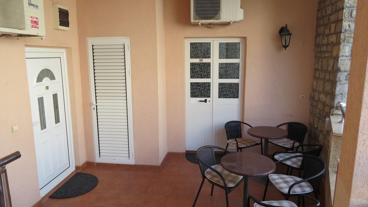 Hotel Oaza Petrovac Exteriér fotografie