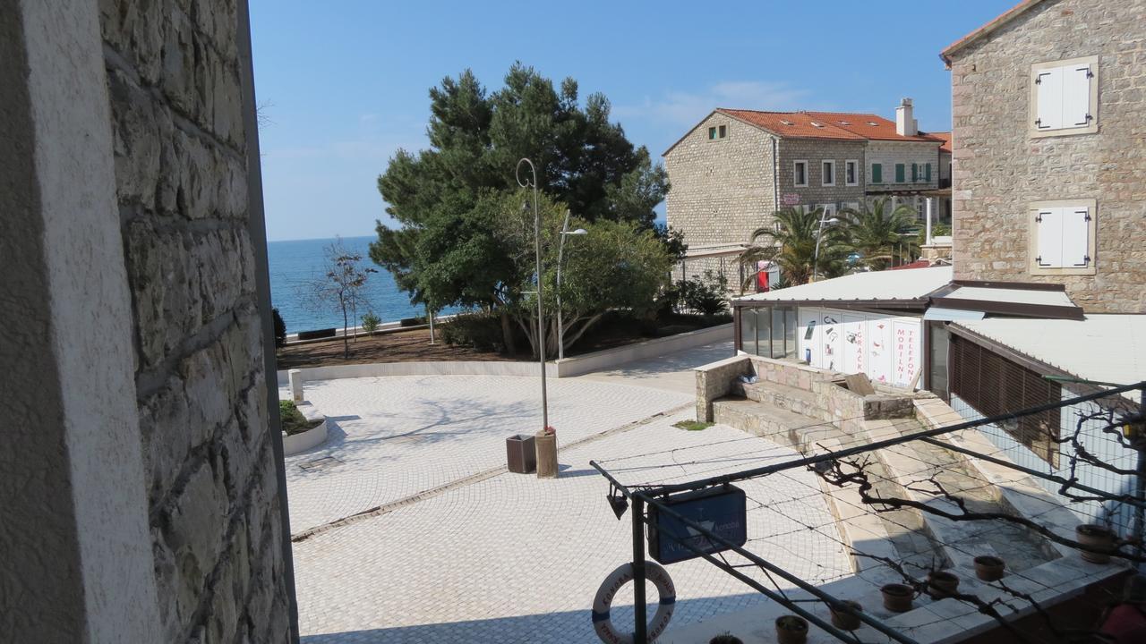 Hotel Oaza Petrovac Exteriér fotografie