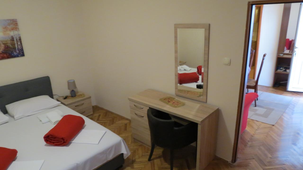 Hotel Oaza Petrovac Exteriér fotografie