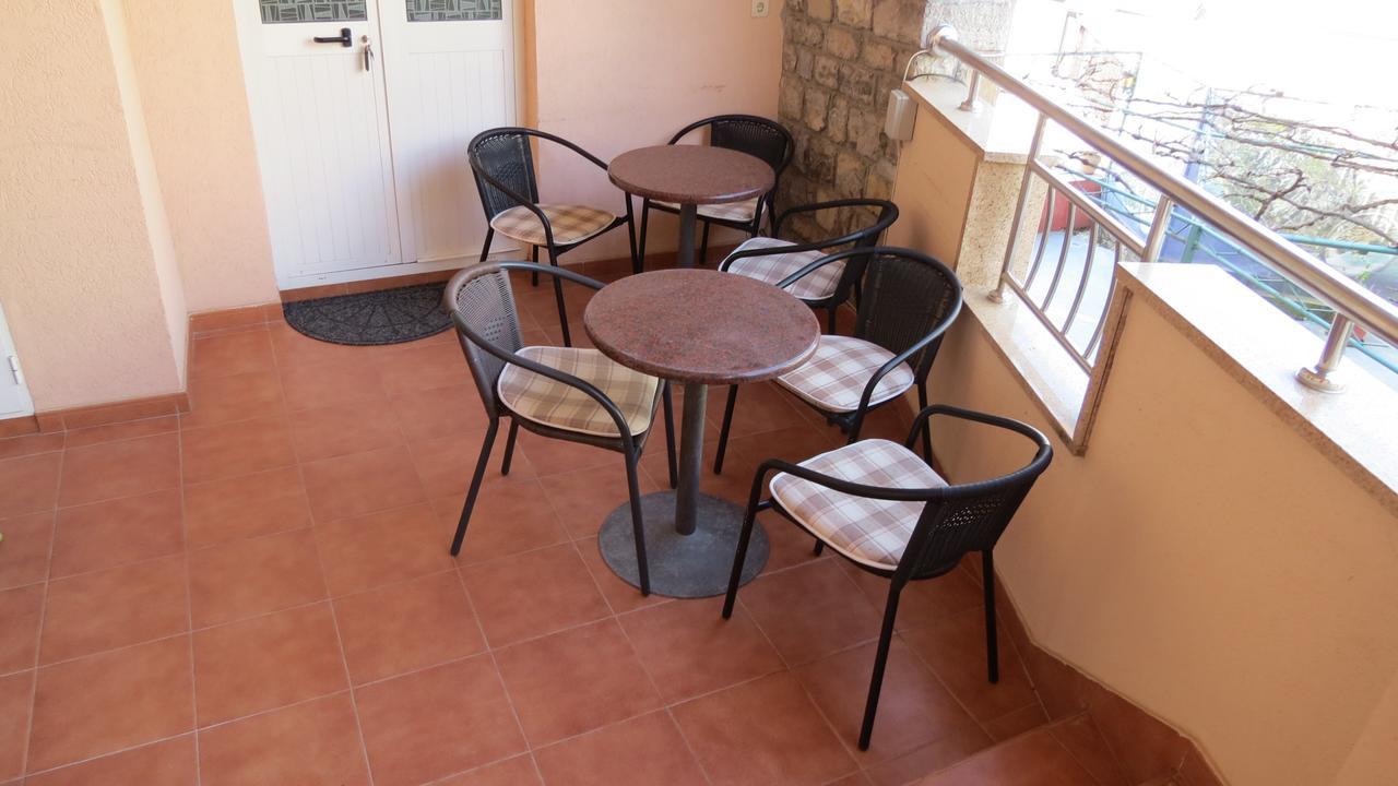 Hotel Oaza Petrovac Exteriér fotografie
